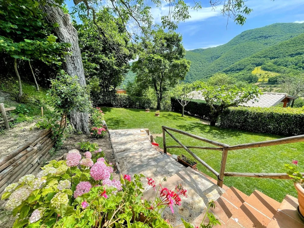 Spoleto Splash : Casetta/slps 4/5 Wifi/dishwasher - Beautiful Private Garden