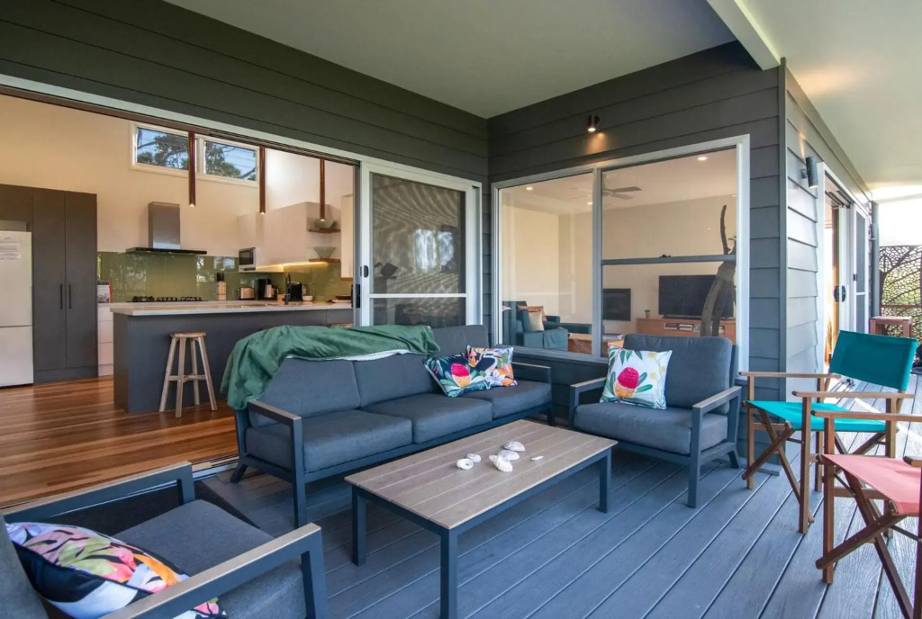 Mherringa at Bawley - enjoy panoramic ocean views