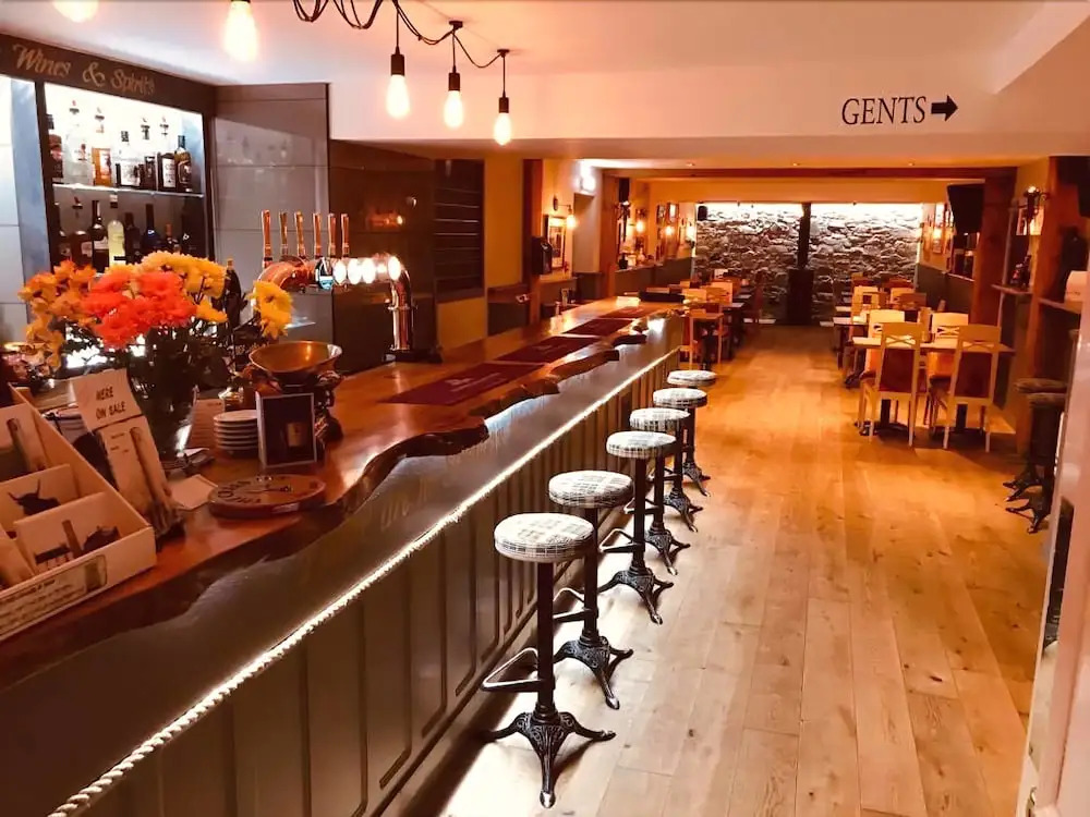 The Crees Inn