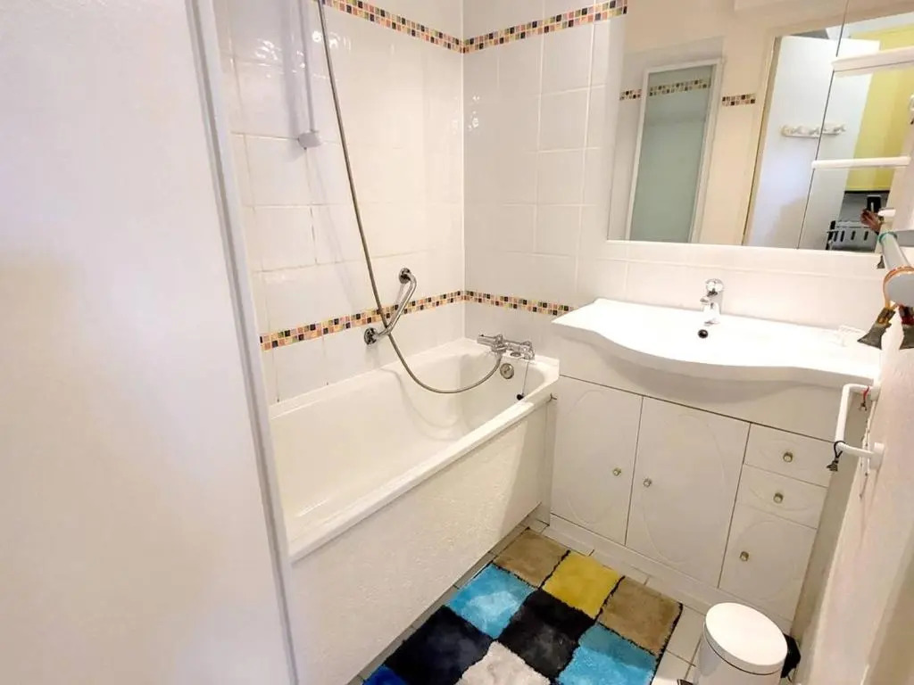 Appartement Six-Fours-les-Plages, 3 pièces, 6 personnes - FR-1-316-294