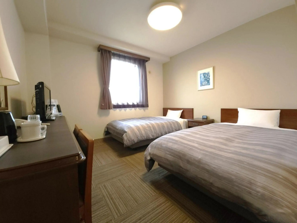 Hotel Route-Inn Court Shinonoi