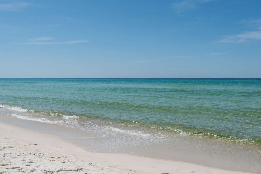 Ocean Reef 1106 - Lazy Daze