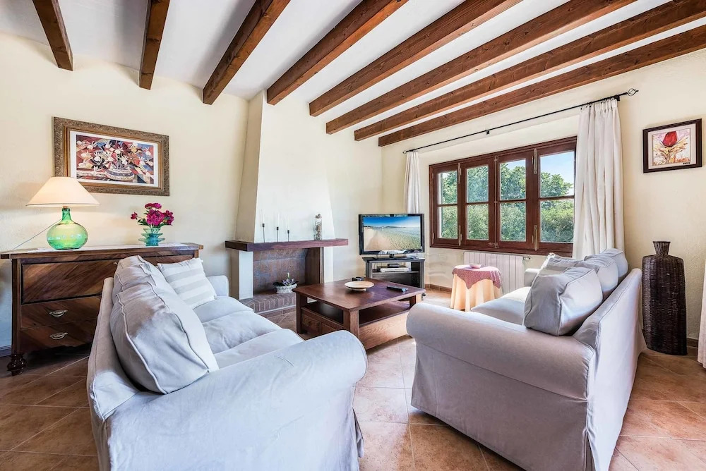 Villa Can Canavaret by SunVillas Mallorca