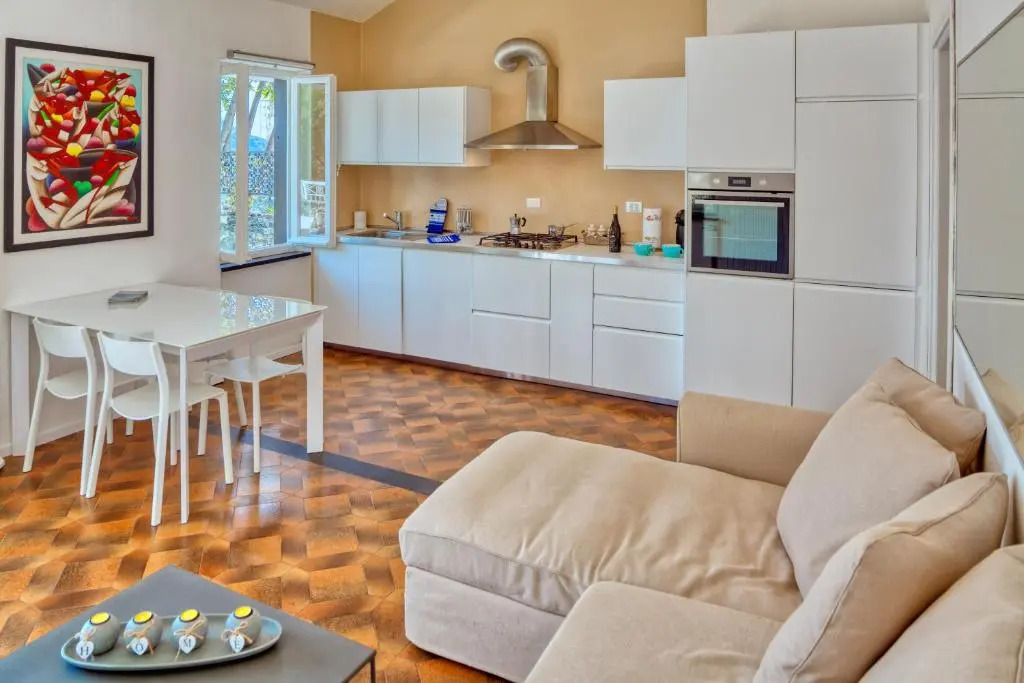 Marla House Sea View