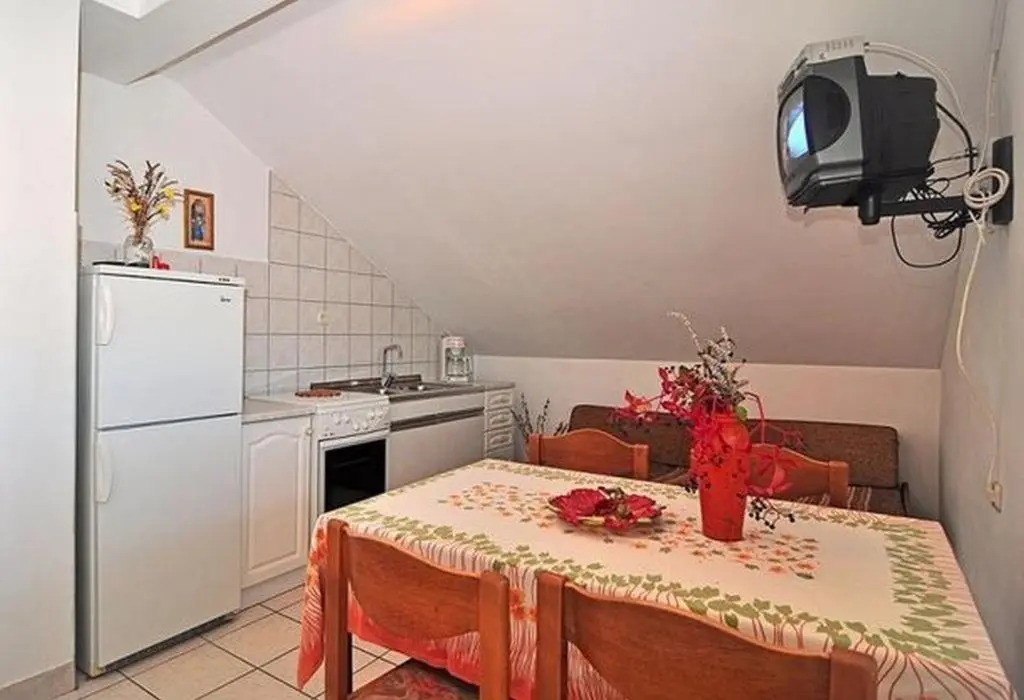 Apartments Jerimih - 120 m from sea