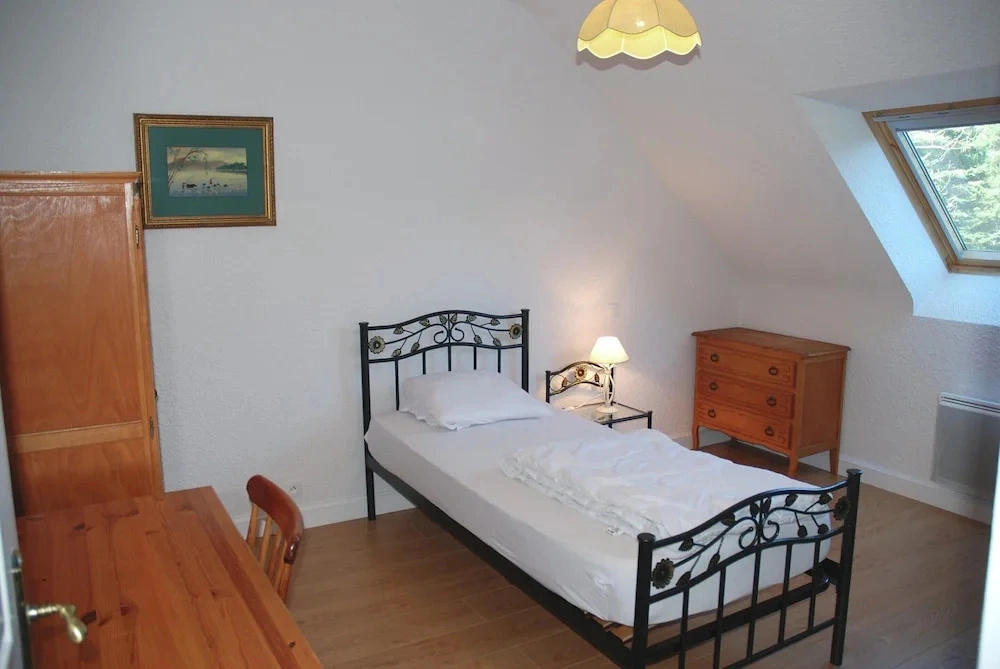 Cozy Garden Home in Erquy