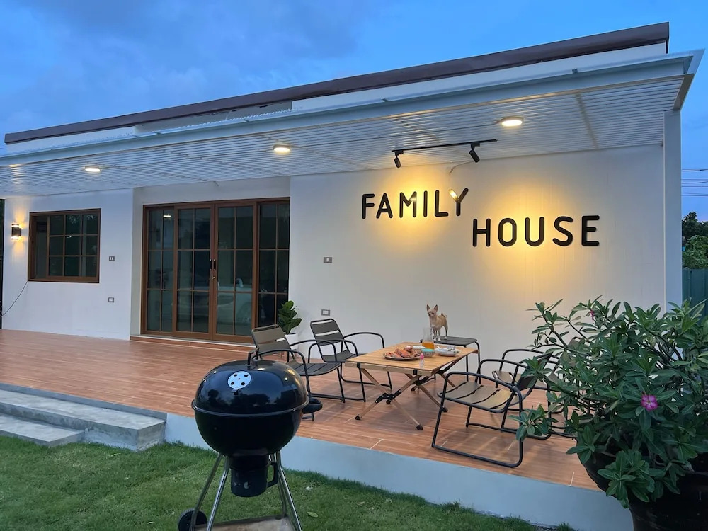 Bannjamjuree Resort Sattahip