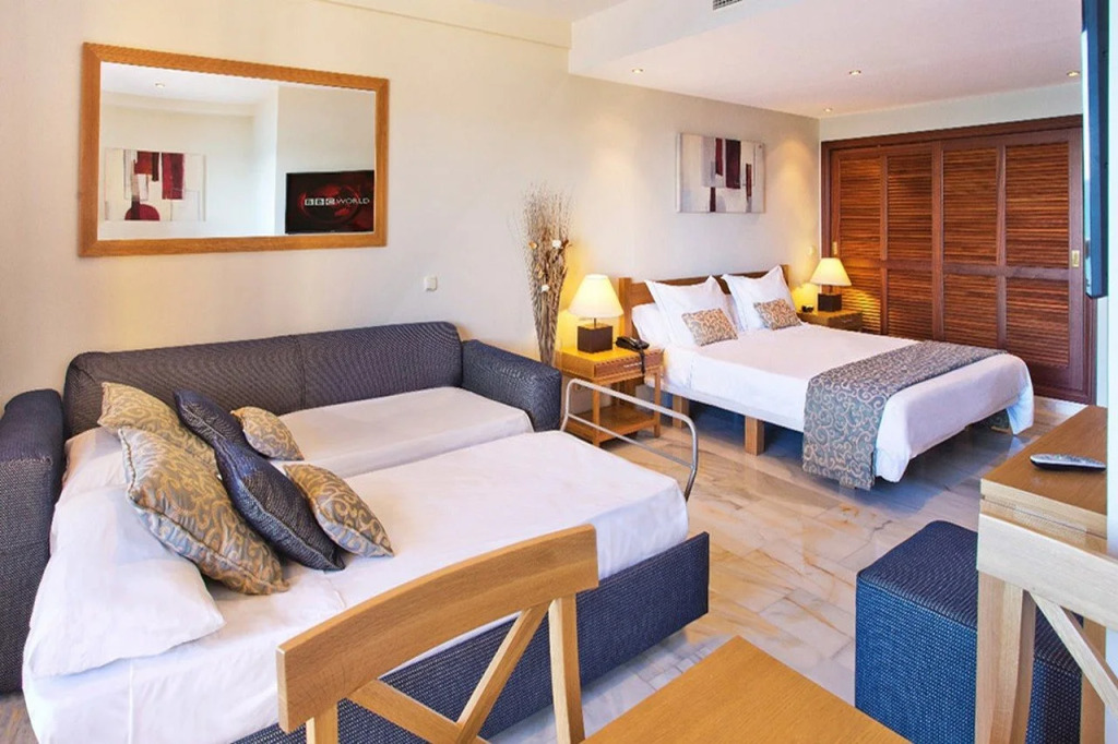 Sunset Beach Club Hotel Apartments