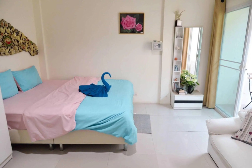 Lotus Suite Hua Hin