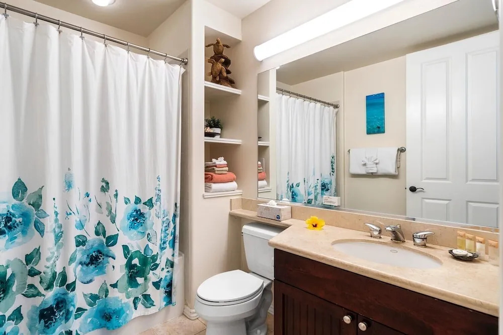 Fairway S Waikoloa A21 2 Bedroom Condo by RedAwning