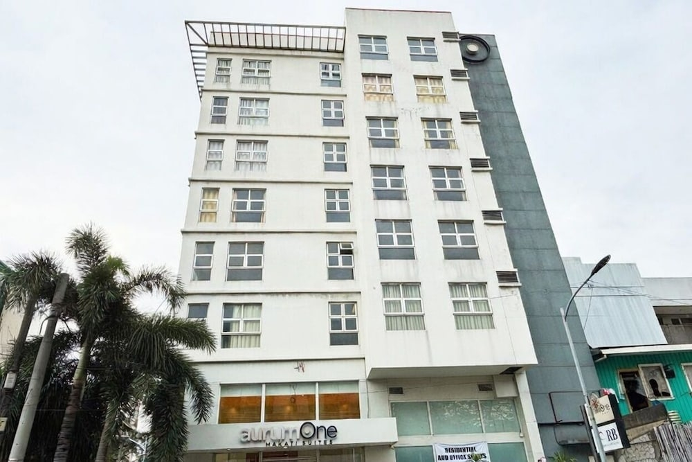 Foura Suites Makati