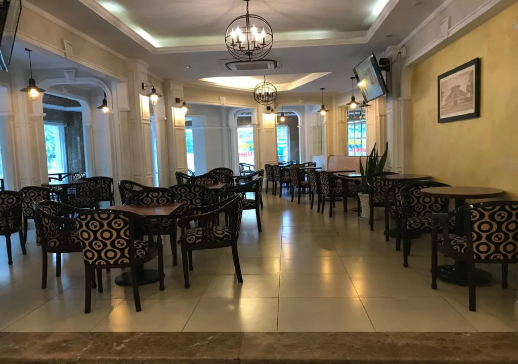 New Life Hotel