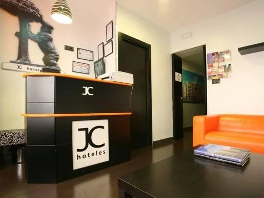 Jc Rooms Puerta Del Sol