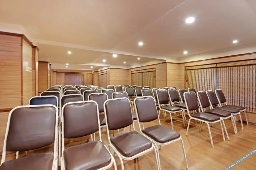 Devi Towers By OYO Rooms