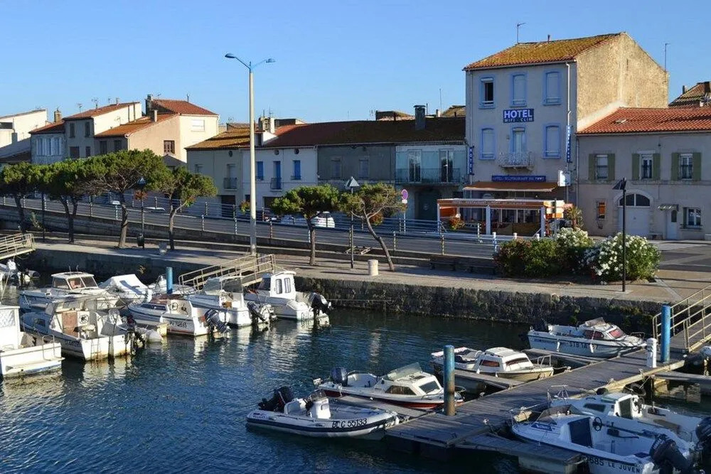 lHotel du port