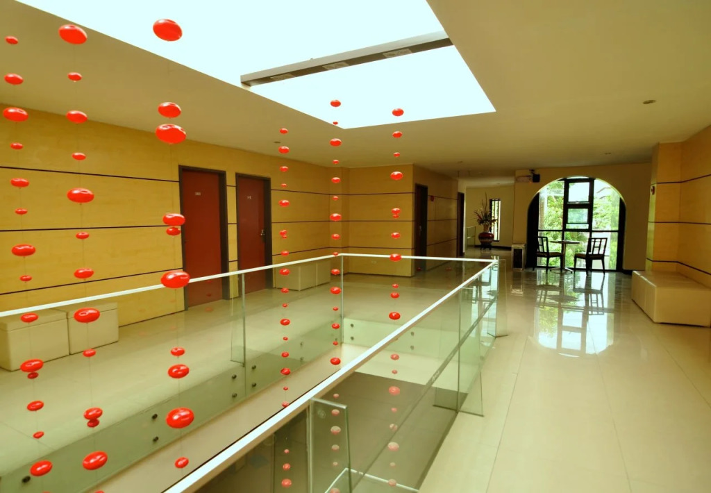 Dynasty Tourist Inn