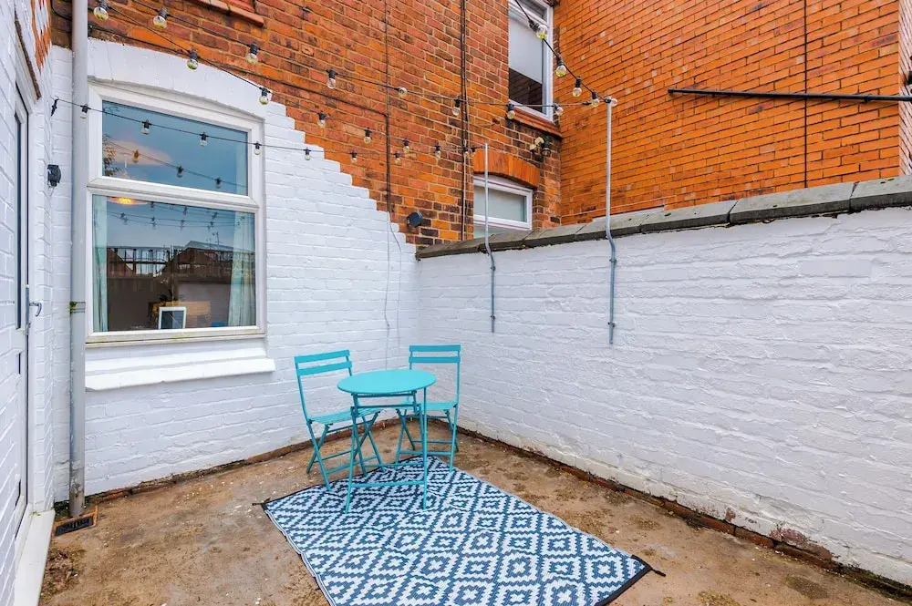 83 Cherry Road