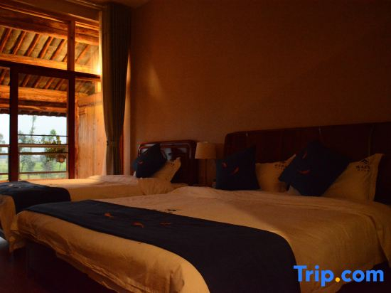 Simmering Life Courtyard
