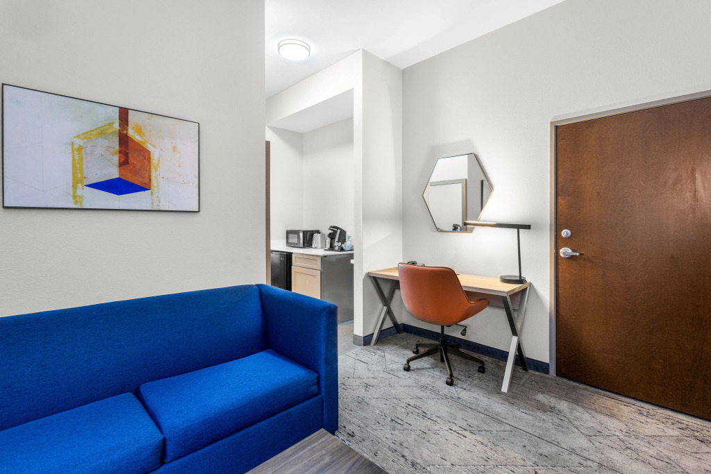 Holiday Inn Express & Suites Van Wert by IHG