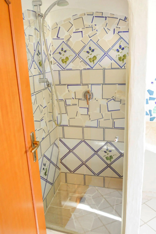 Apartment in Cannigione with garden