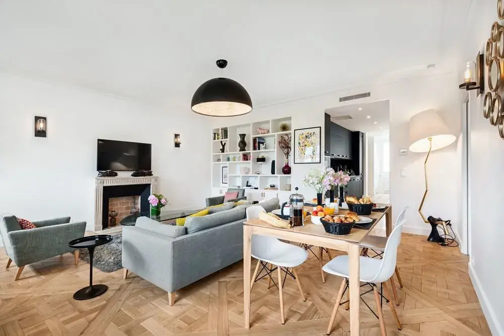Palais Nouveau - Two Bedroom Condo