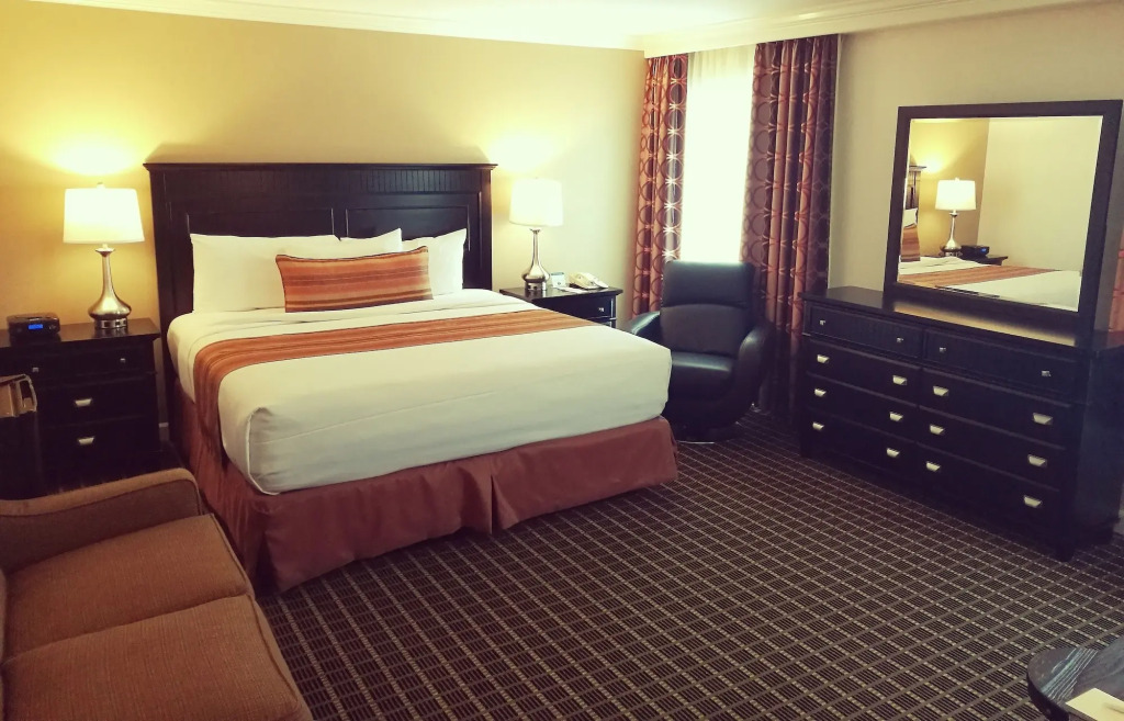 The Wilshire Grand Hotel