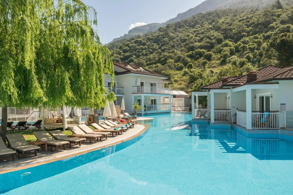 Mozaik Swim Up Hotel and Apartments
