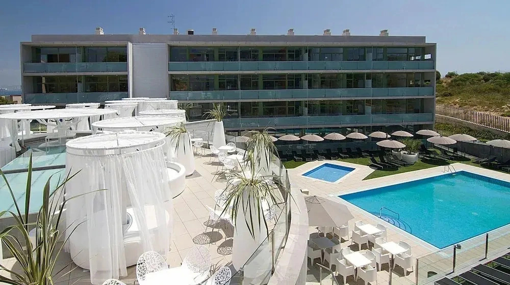 Apartment on Costa Dorada Near the Beach