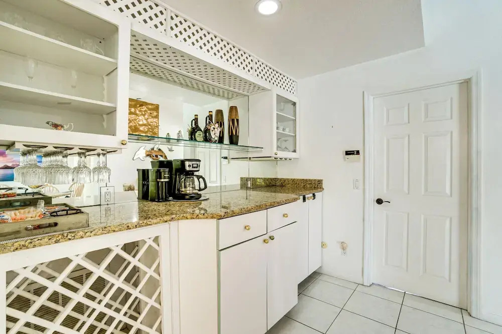 4 Mi to Beach: Canal-front Home in Port Charlotte!