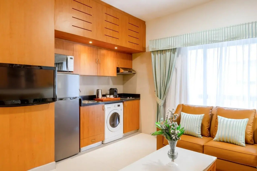 Golden Sands Hotel Apartments 3-5-10
