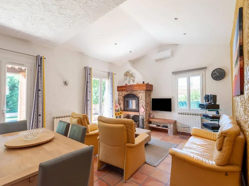 Villa in Vidauban near Vineyards & Beaches