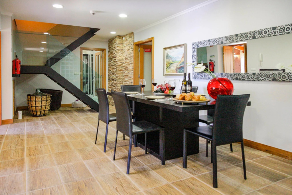 Fabulous holiday villa in Prazeres, Calheta, AC, pool, garden | Cris’s Home