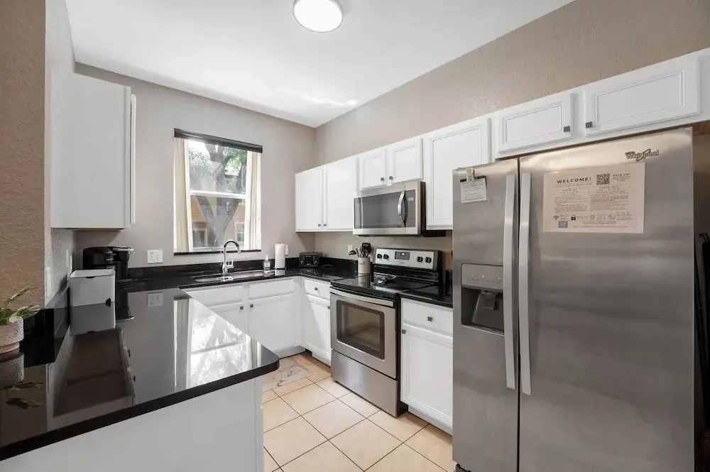 Family 4BR Home w/ Resort Pool Near Disney