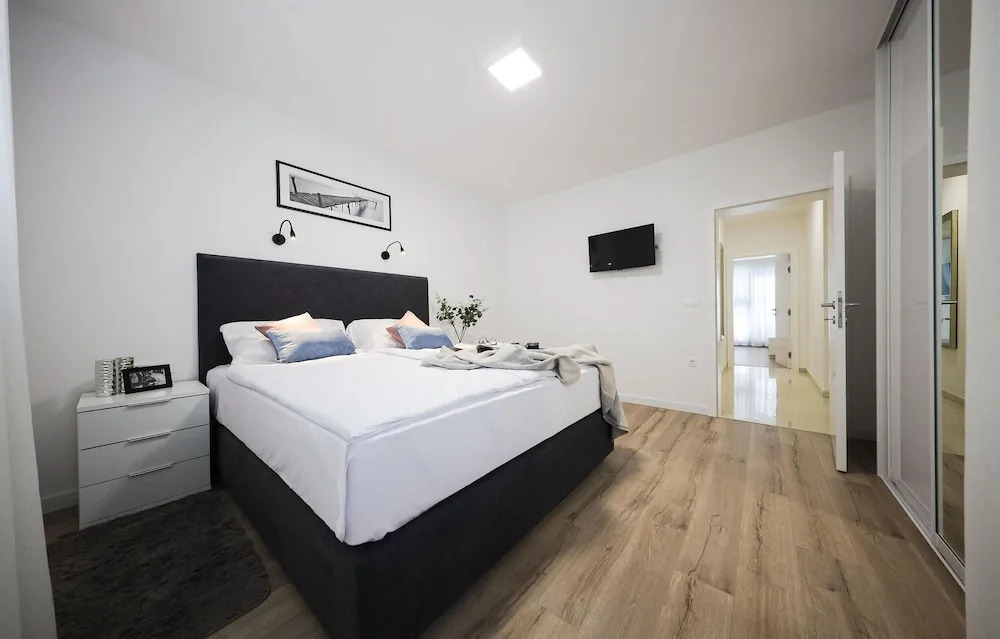 Nice Apartment in Zadar With 1 Bedrooms, Wifi and Outdoor Swimming Pool