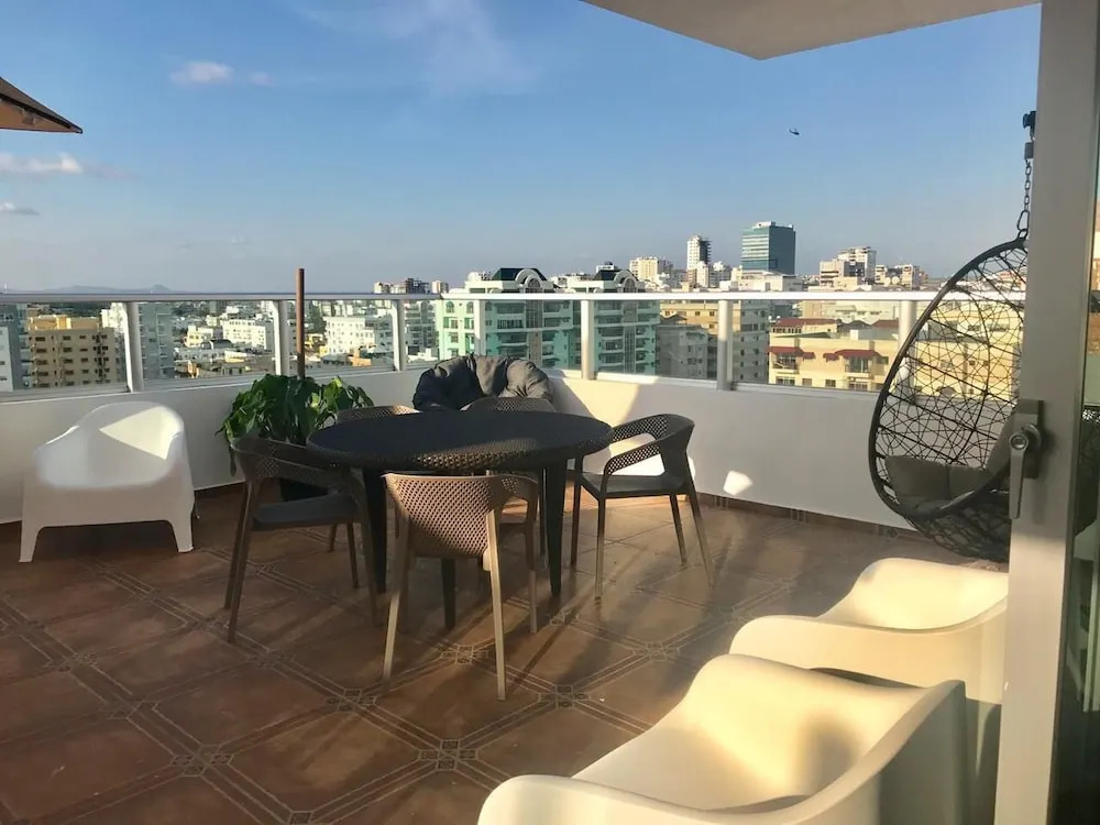 3 levels and 5 bedrooms penthouse with a great view