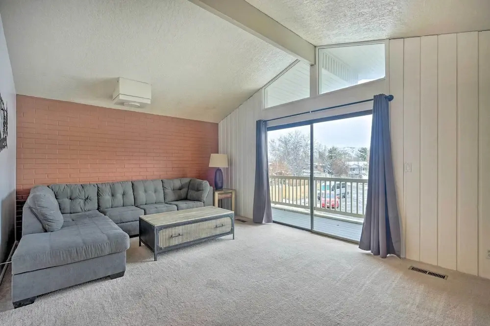 Millcreek Home w/ Mtn View < 8 Mi to Slc!