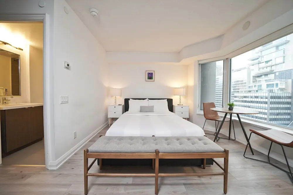 The Yorkville Boutique Suites