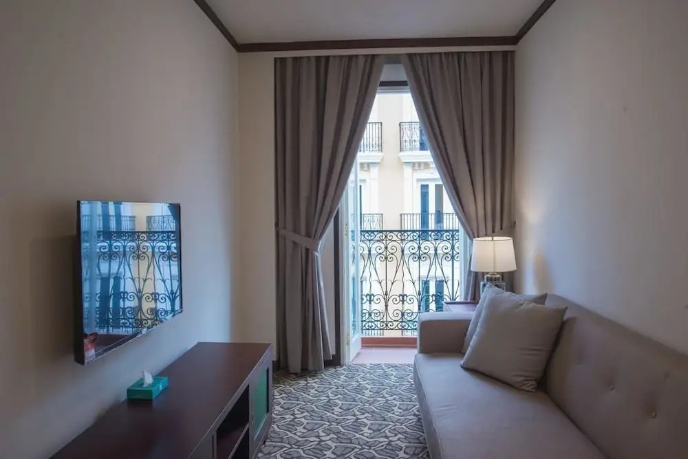 The Platinum Hotel & Suites
