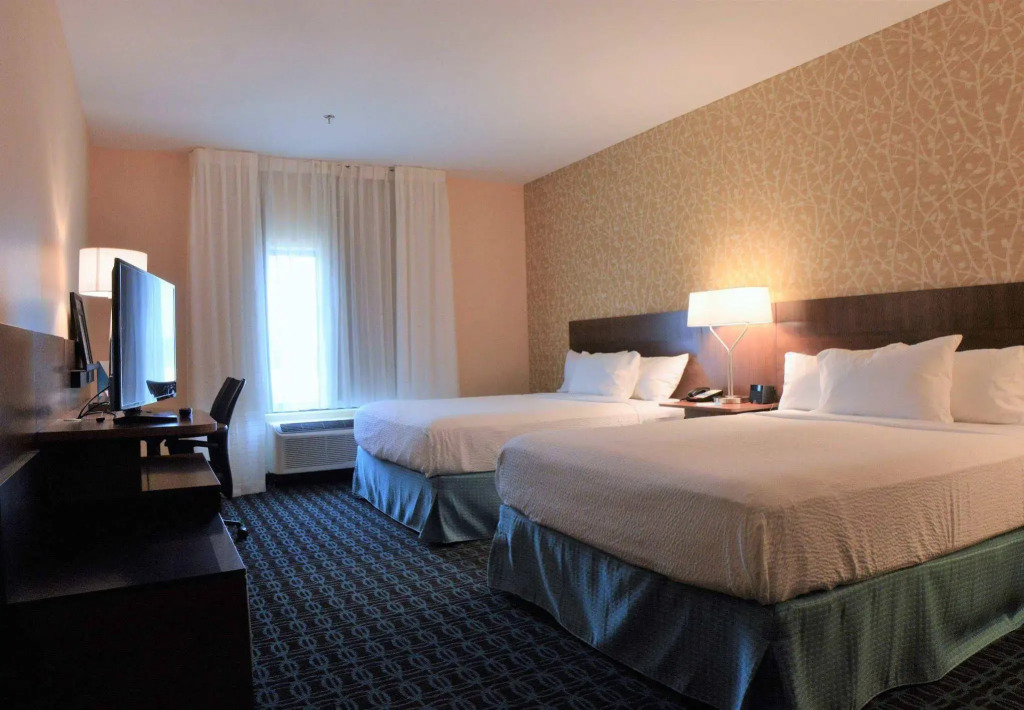 Fairfield Inn & Suites by Marriott Dunn I-95