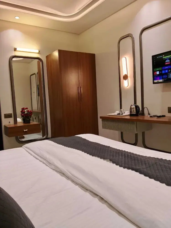 Hotel Sky Inn