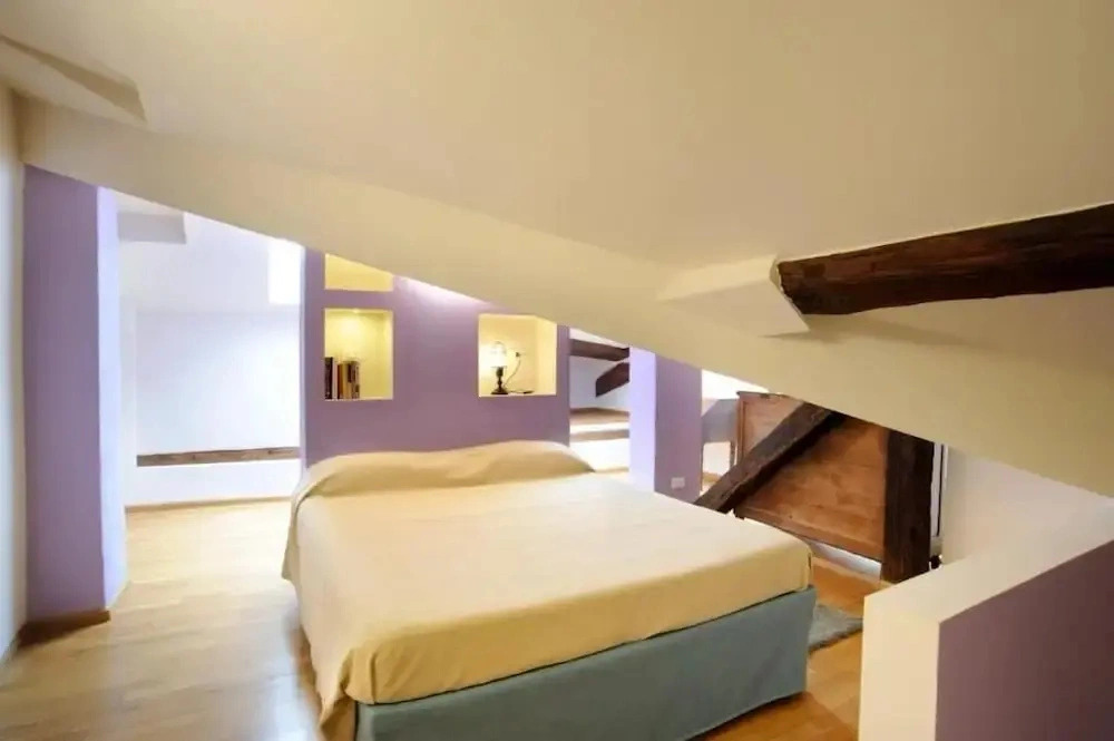 SM Hospitality SANTO STEFANO
