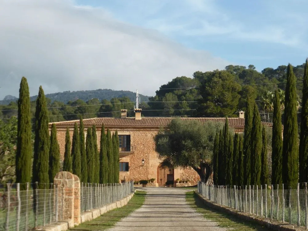 Finca Es Cabàs