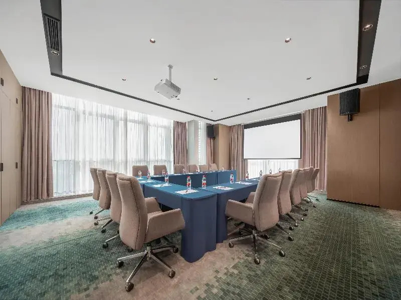 Holiday Inn Express Taizhou Toumen Port by IHG