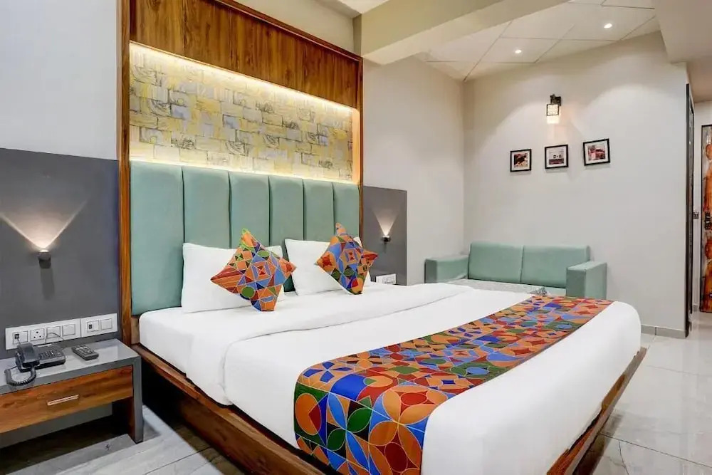 Hotel Nnex Inn