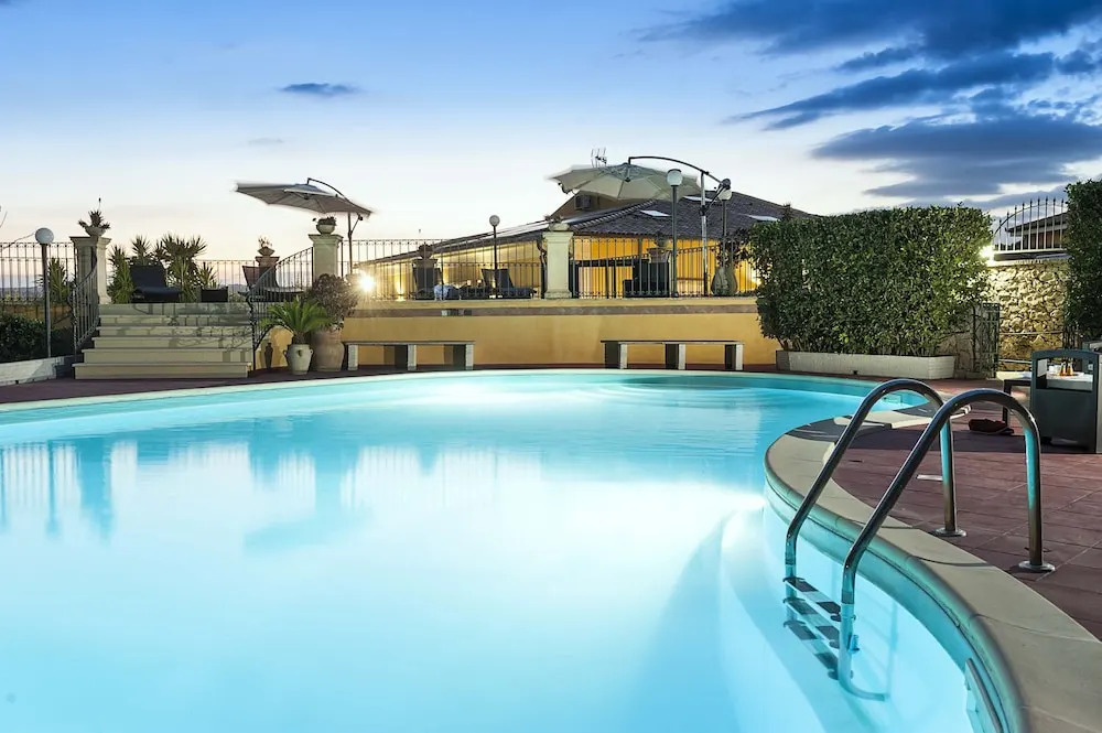 Villa Carolina