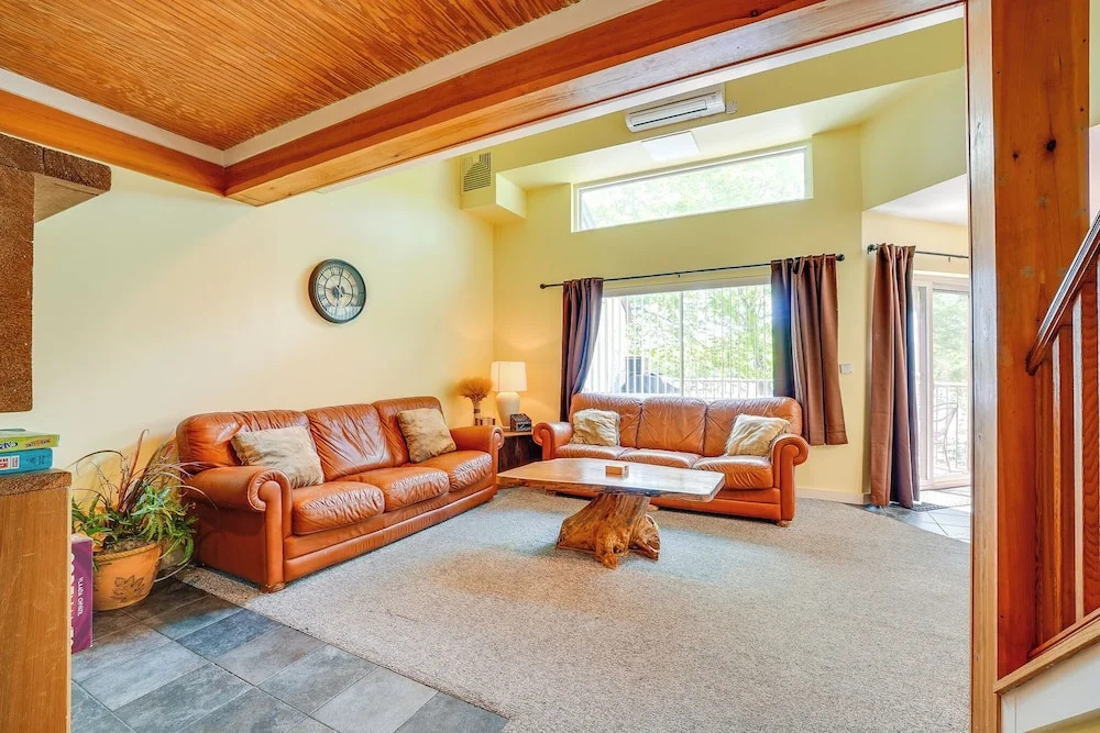 Lake Harmony Condo < 1 Mi to Big Boulder Mountain!
