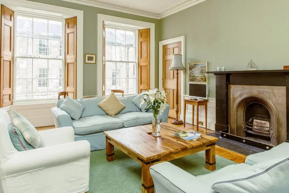 Charming City Centre Flat, Edinburgh