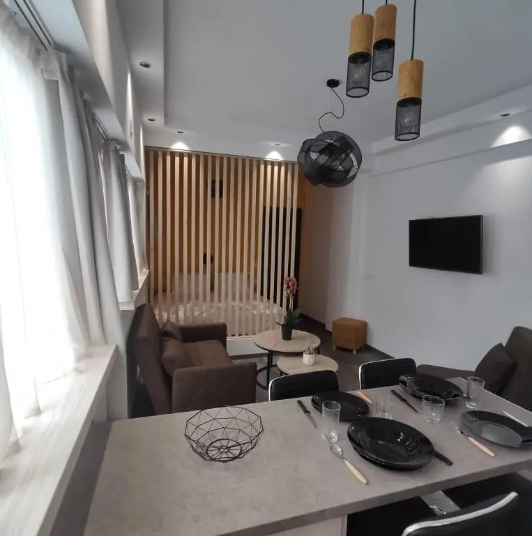 PETMEZA APARTMENT 1 by DIMITROPOULOS