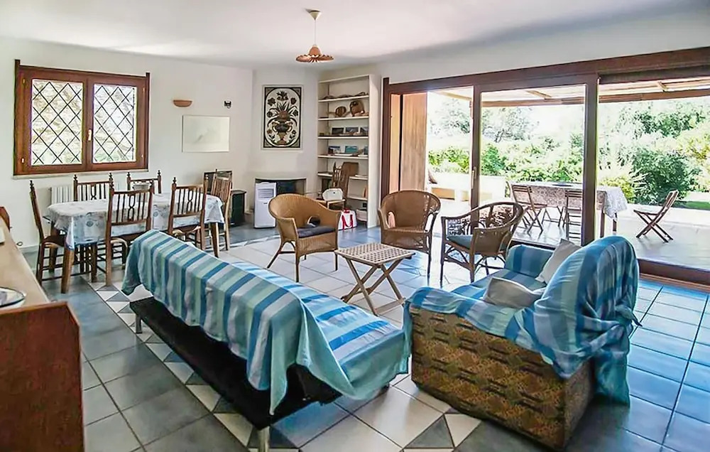 Nice Home in Stintino With Wifi and 6 Bedrooms