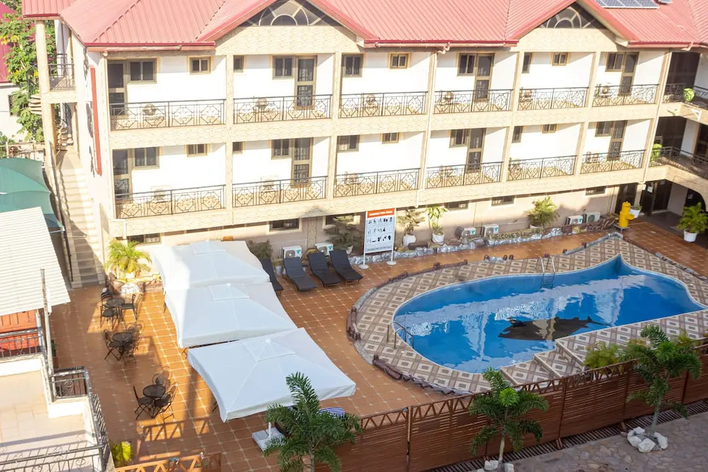 Lou Ralph Hotel